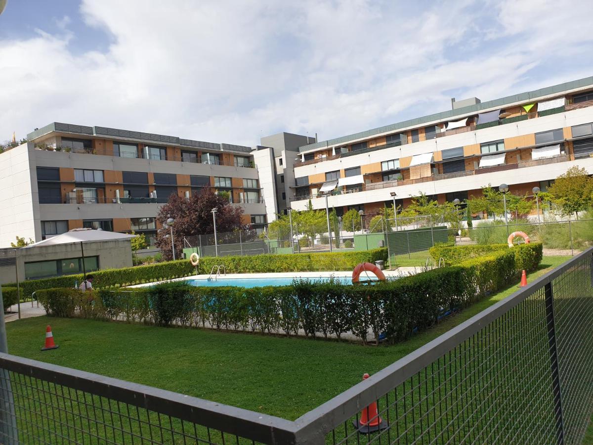 Apartment Cozy Loft In Tres Cantos, 20 Min To Madrid Tres Cantos